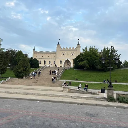 Ana Люблін